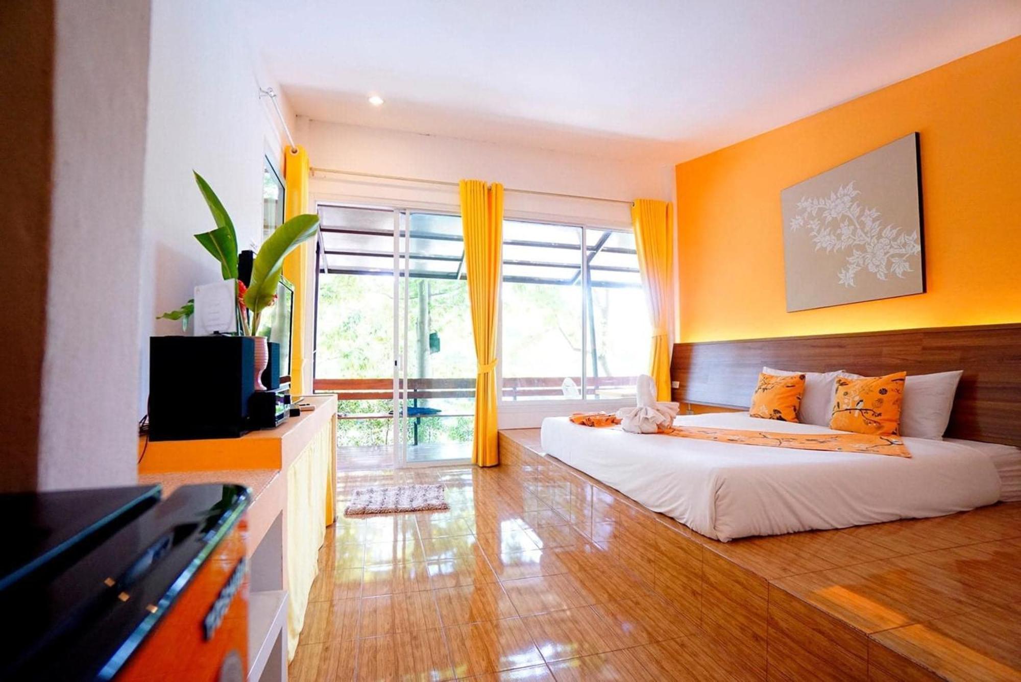 Aurora Resort Kanchanaburi Exterior photo
