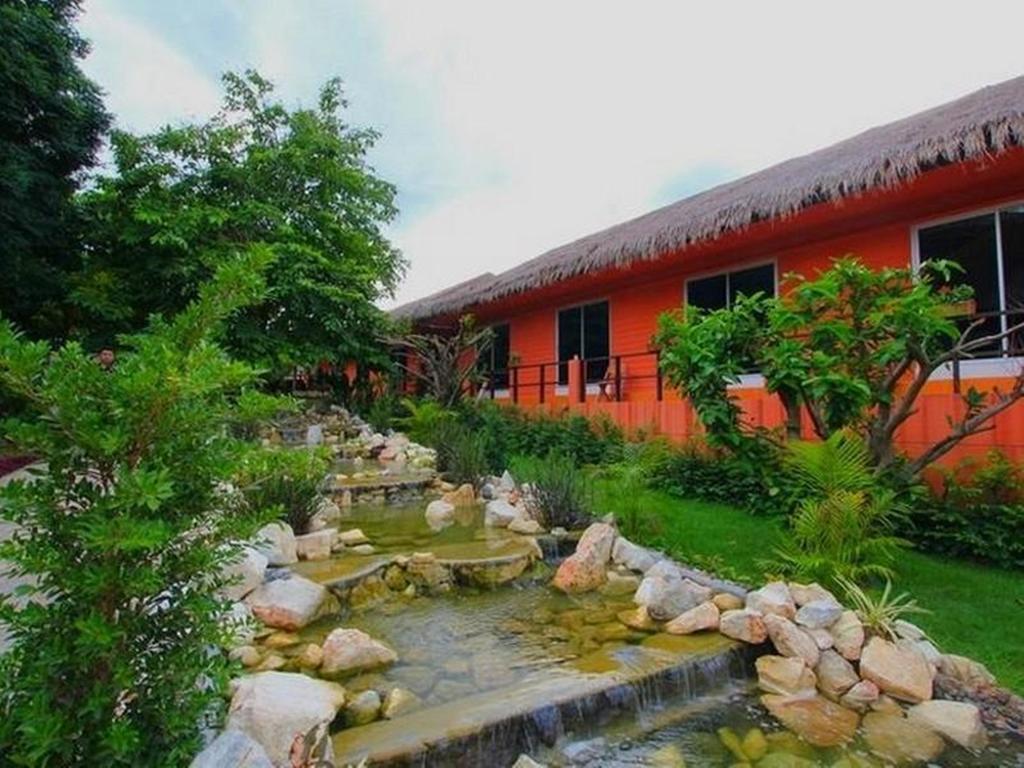 Aurora Resort Kanchanaburi Exterior photo