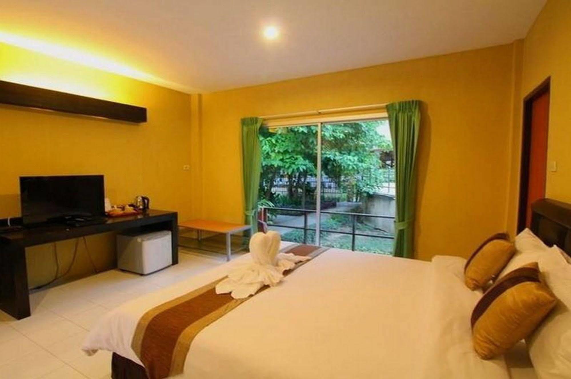 Aurora Resort Kanchanaburi Exterior photo