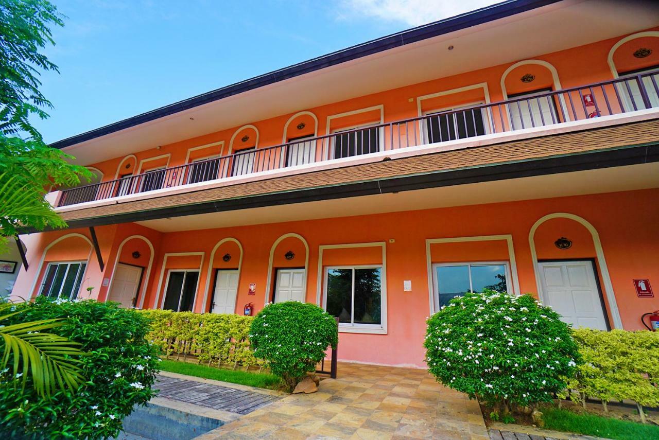 Aurora Resort Kanchanaburi Exterior photo