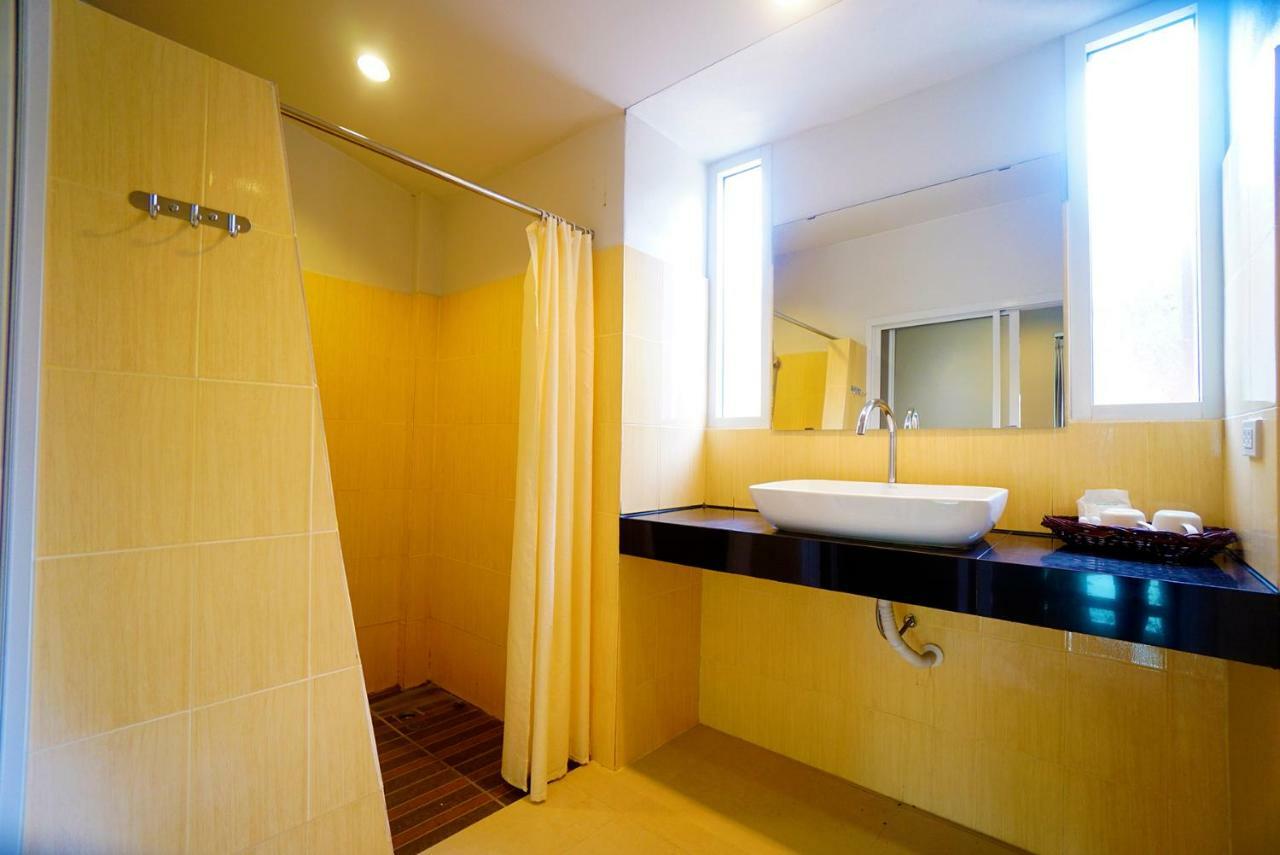 Aurora Resort Kanchanaburi Room photo